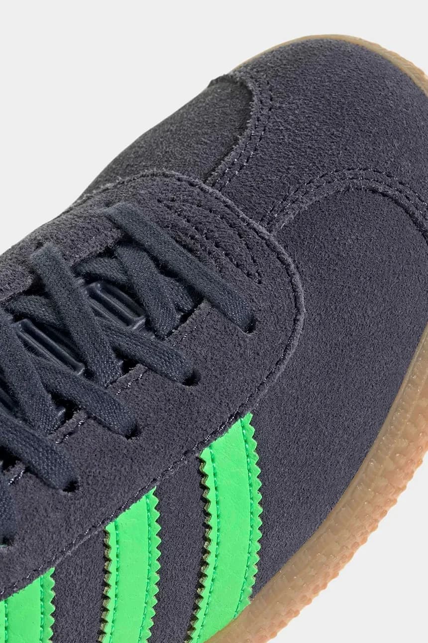 Детские замшевые кроссовки GAZELLE - фото 8