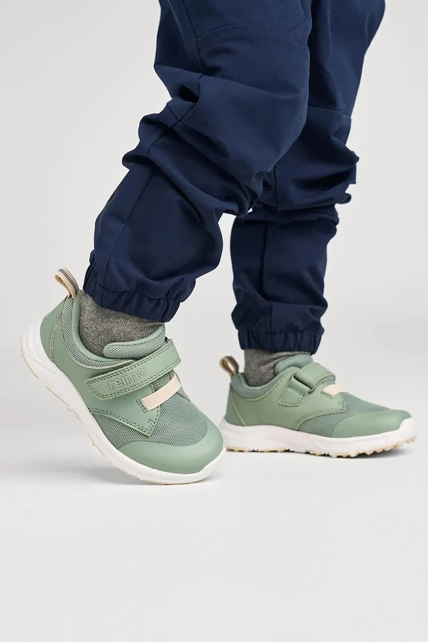 Детские кроссовки Экана