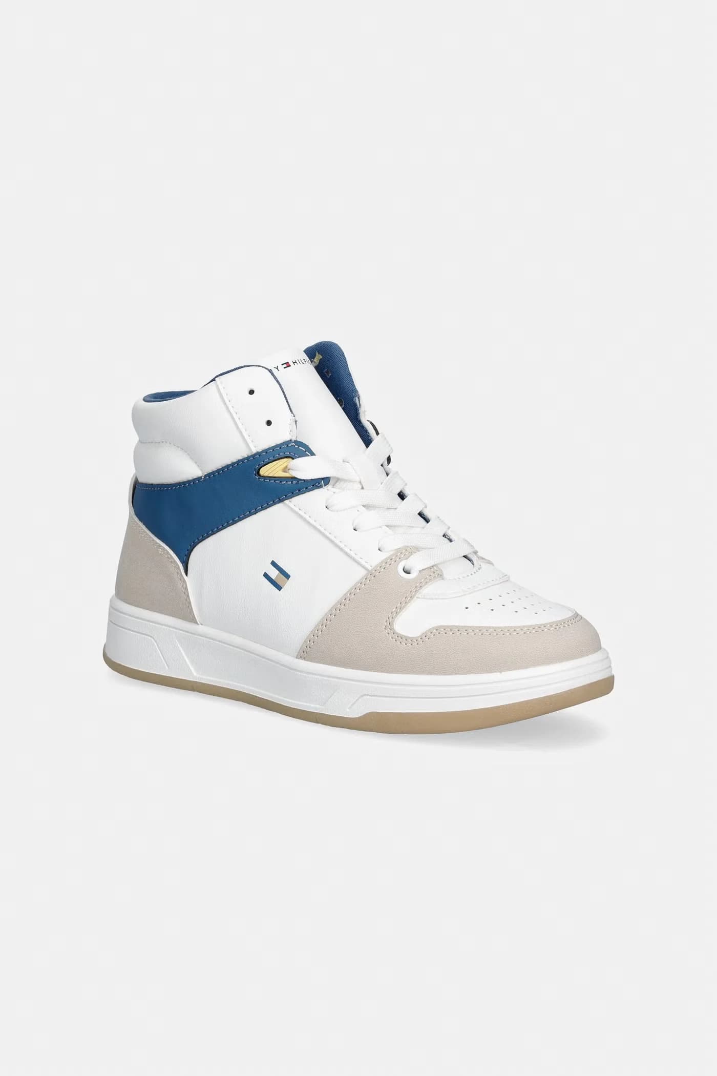 Детские кроссовки