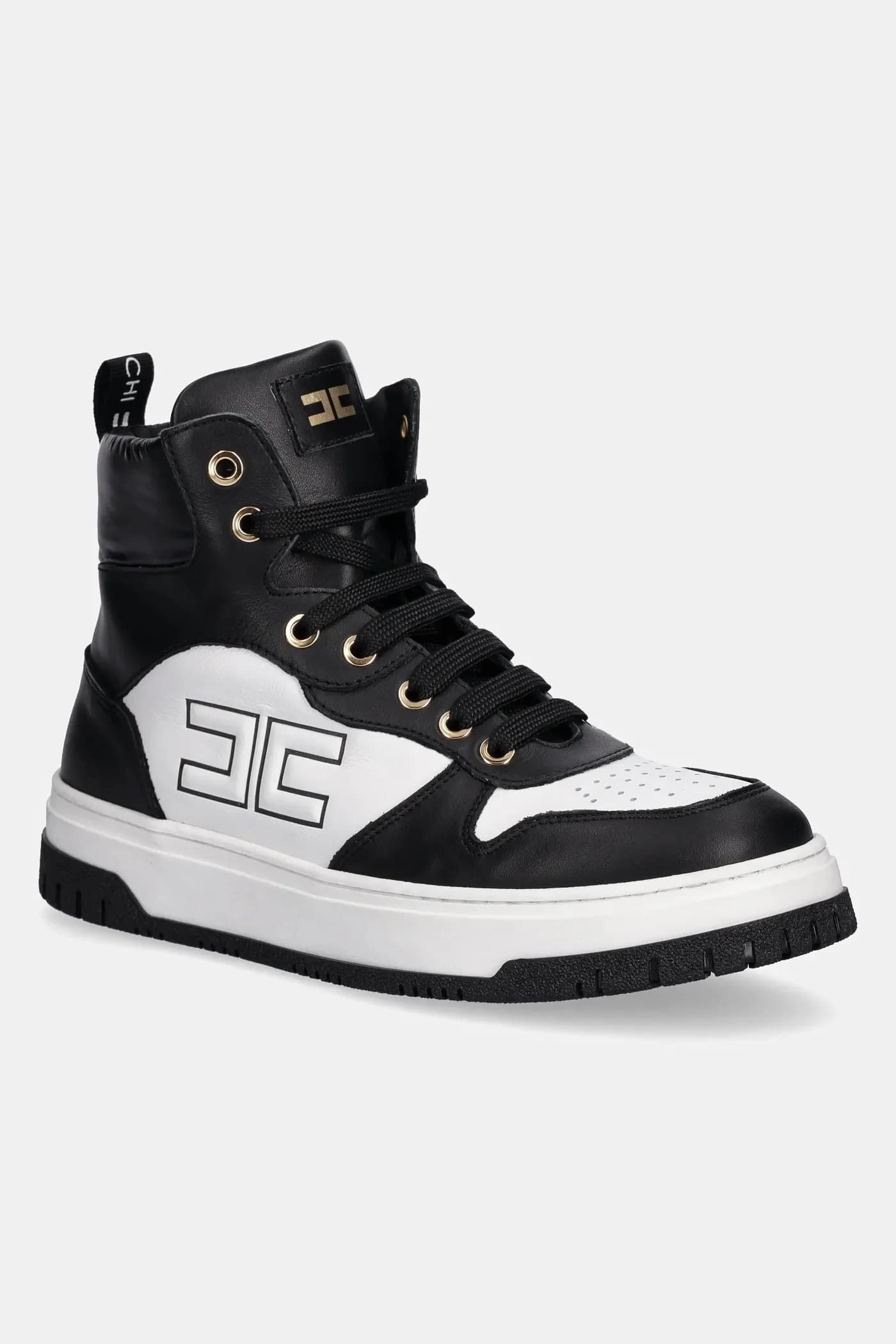 Детские кроссовки