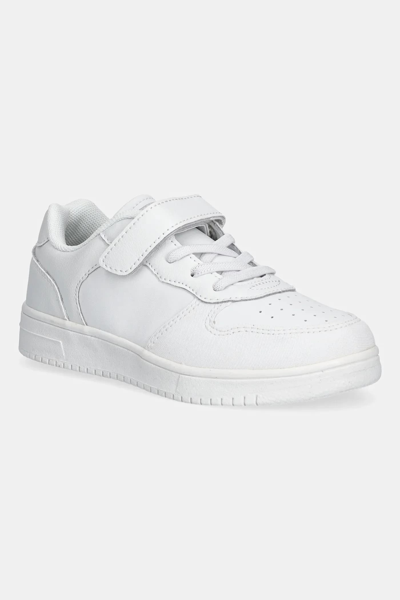 Детские кожаные кроссовки