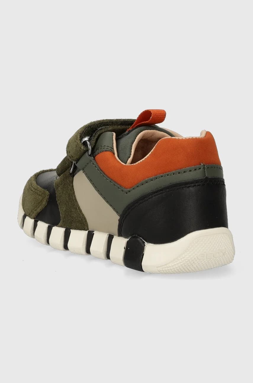 Детские кроссовки - фото 3