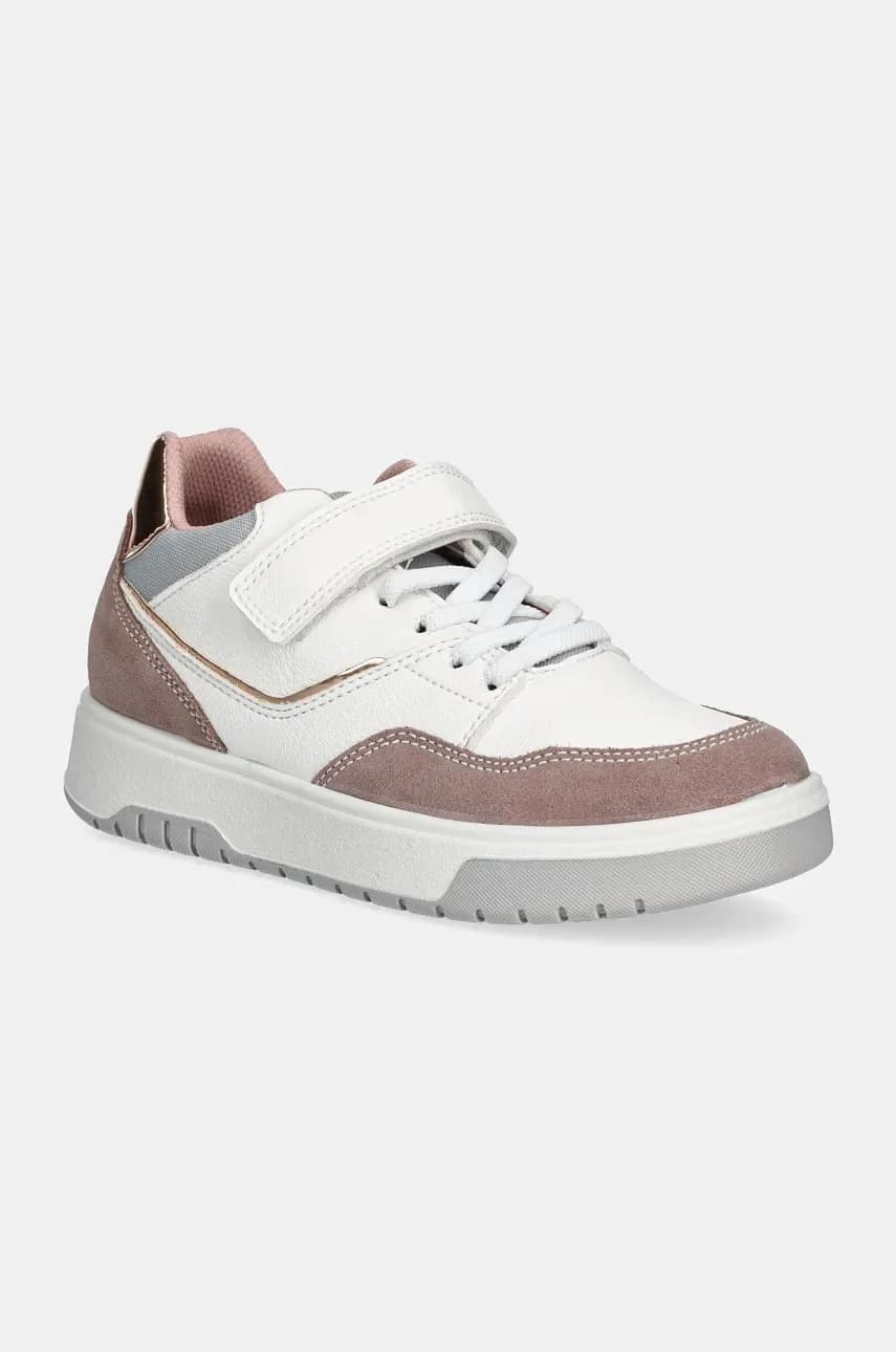 Детские кроссовки