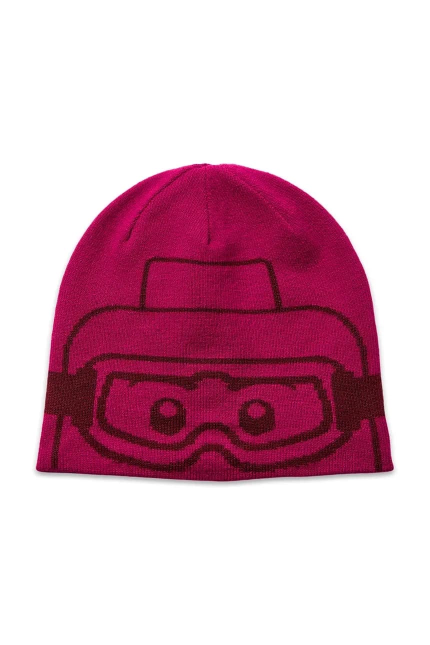 Носите детскую шапку