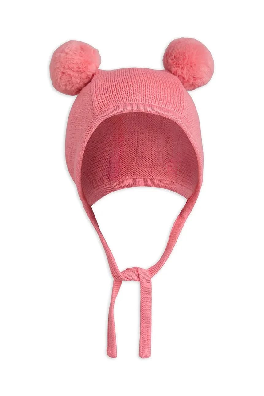 Детская шапочка из хлопка тонкой вязки.