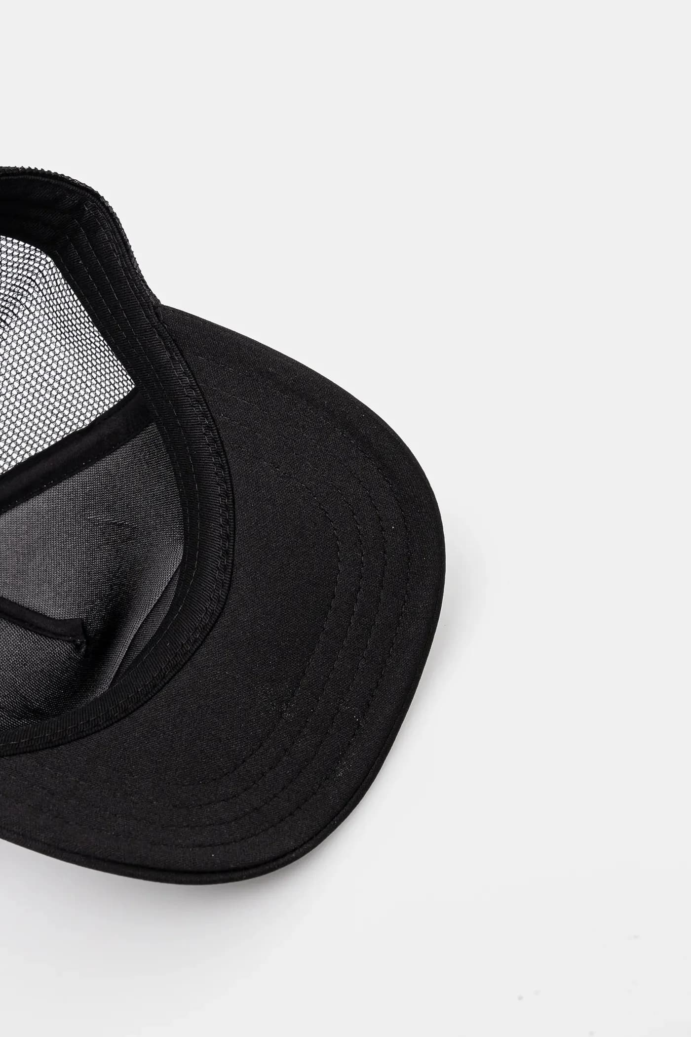 Детская бейсболка Classic Patch Curved Bill Trucker - фото 4