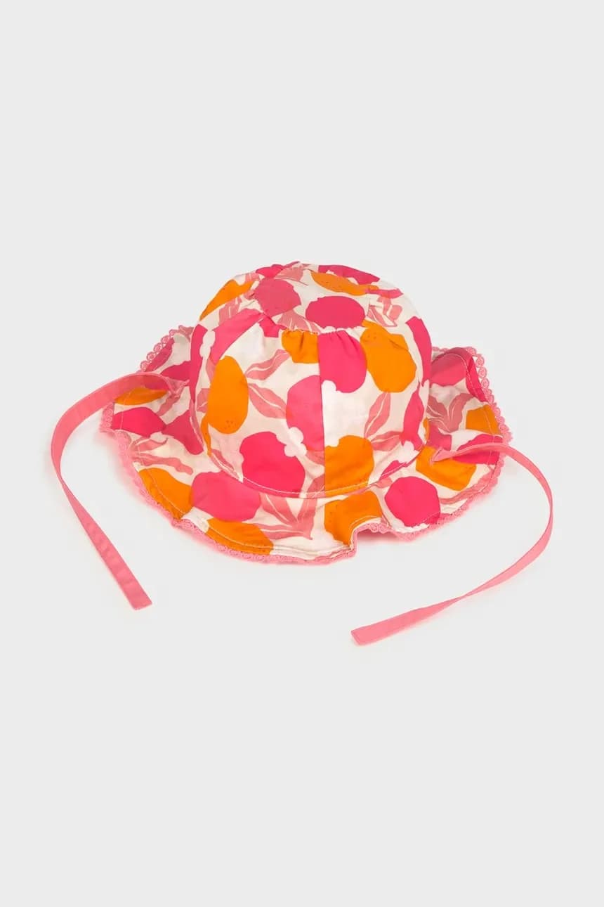 Детская двусторонняя шапка из хлопка.