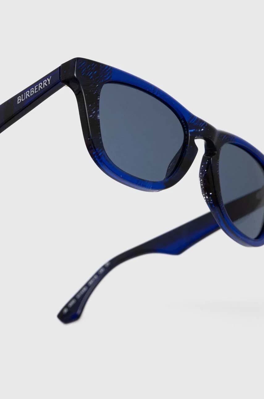 Детские солнцезащитные очки - фото 3