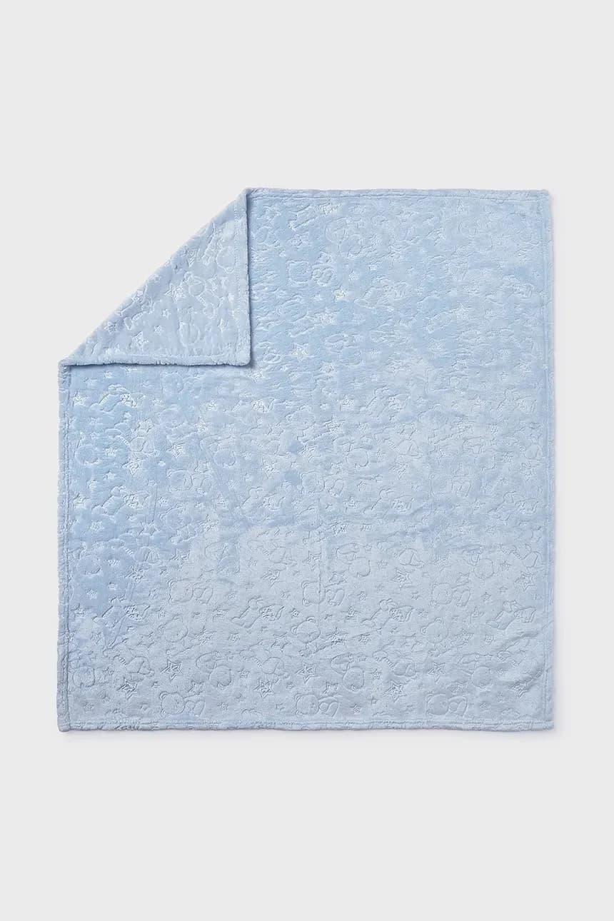 Детское одеяло и мягкая игрушка