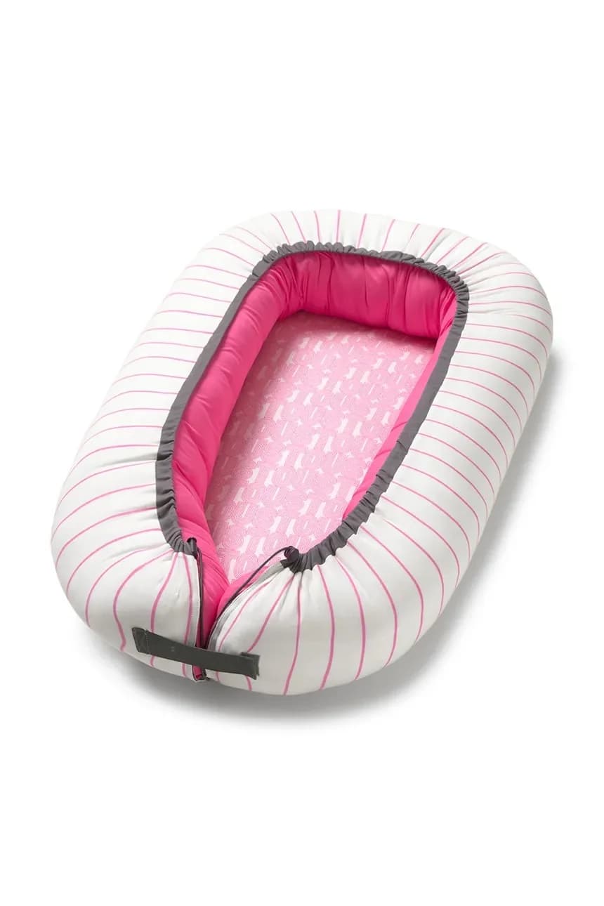 Яркий детский кокон