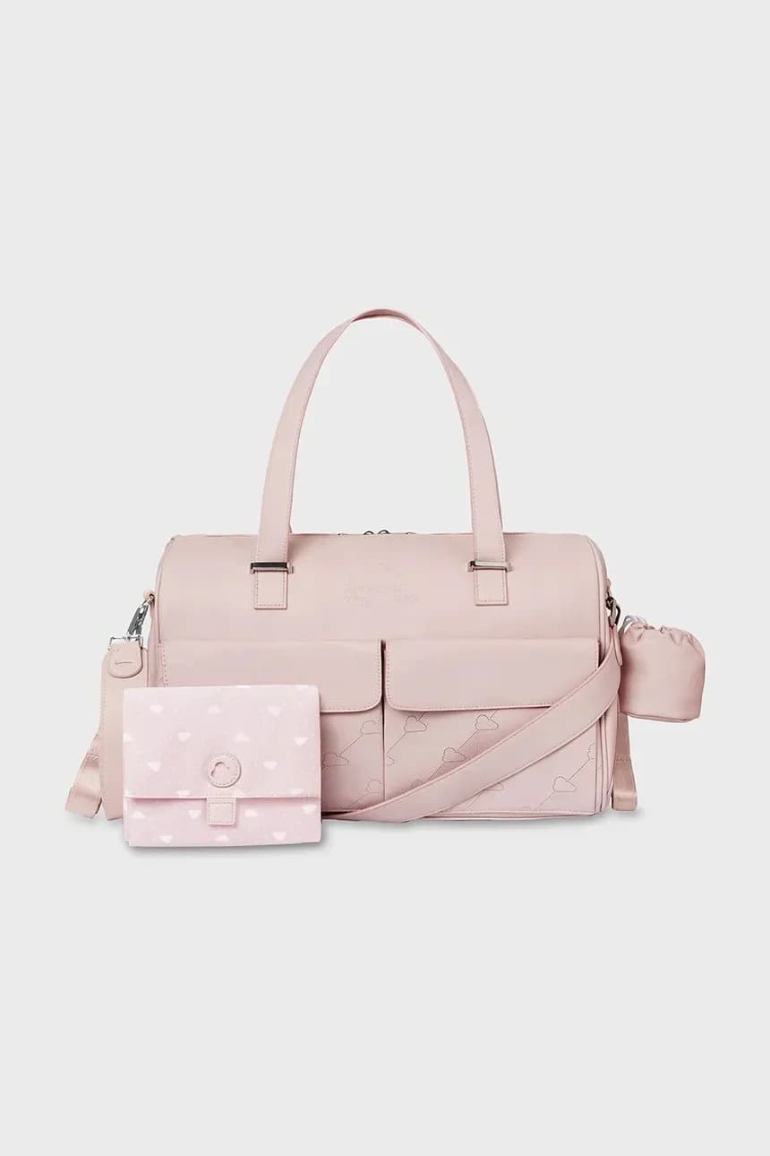 Сумка с детскими аксессуарами