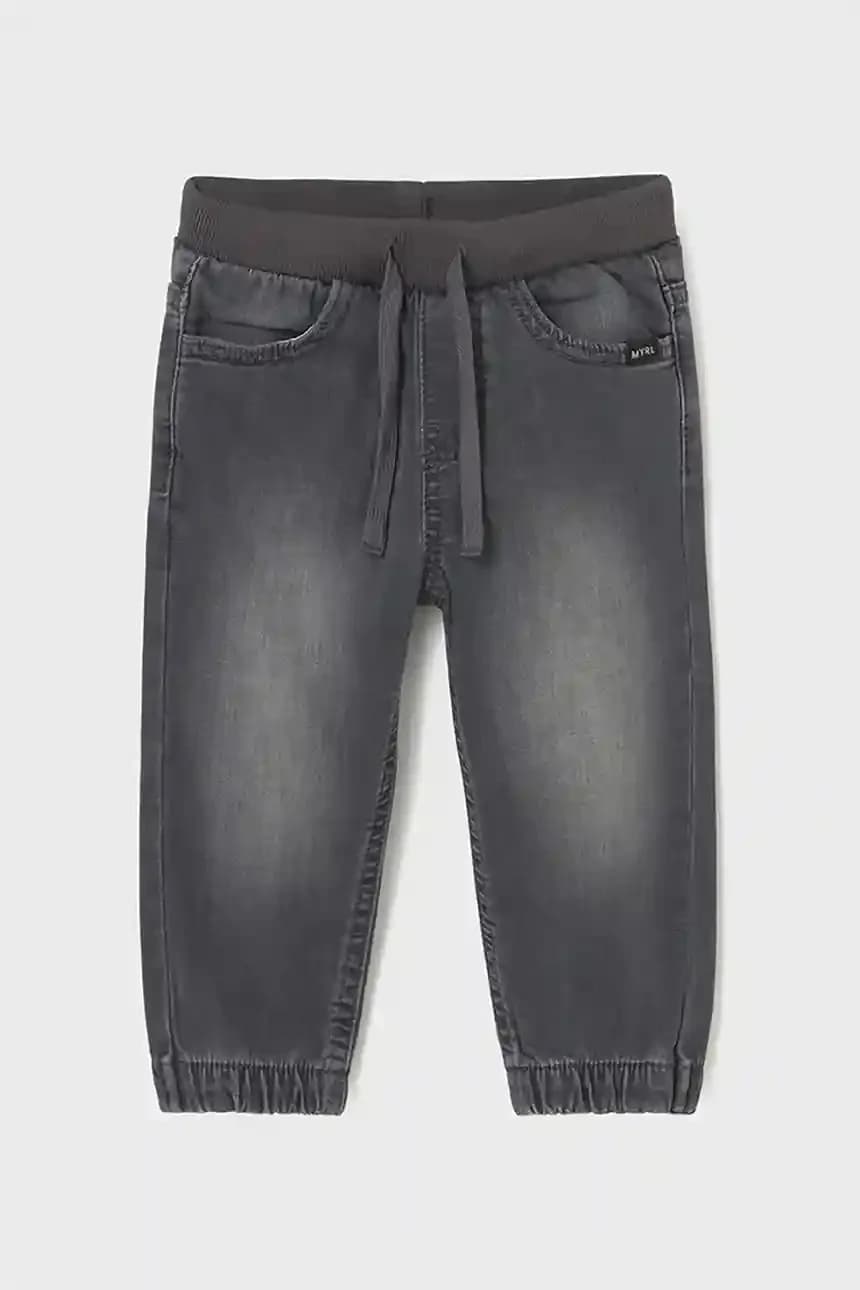 Детские джинсы-джоггеры из мягкого денима. - фото 2