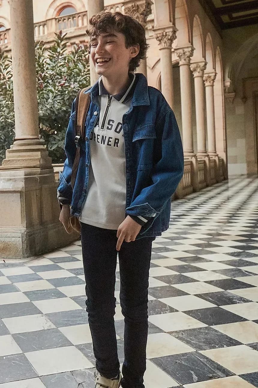 Детские джинсы приталенные базовые джинсы