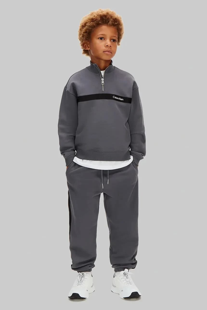 Детский спортивный костюм из хлопка