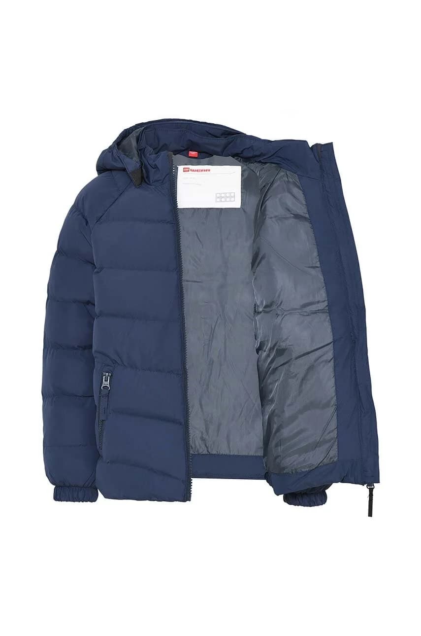 Носите детскую куртку - фото 3