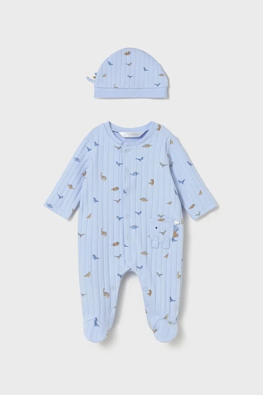 Комбинезоны и детская шапочка