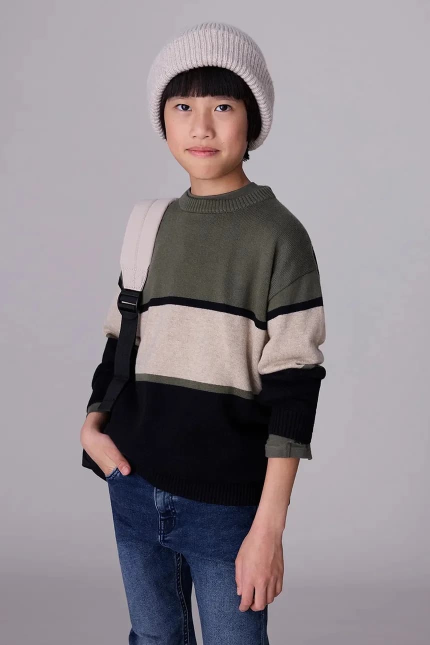 Детский свитер