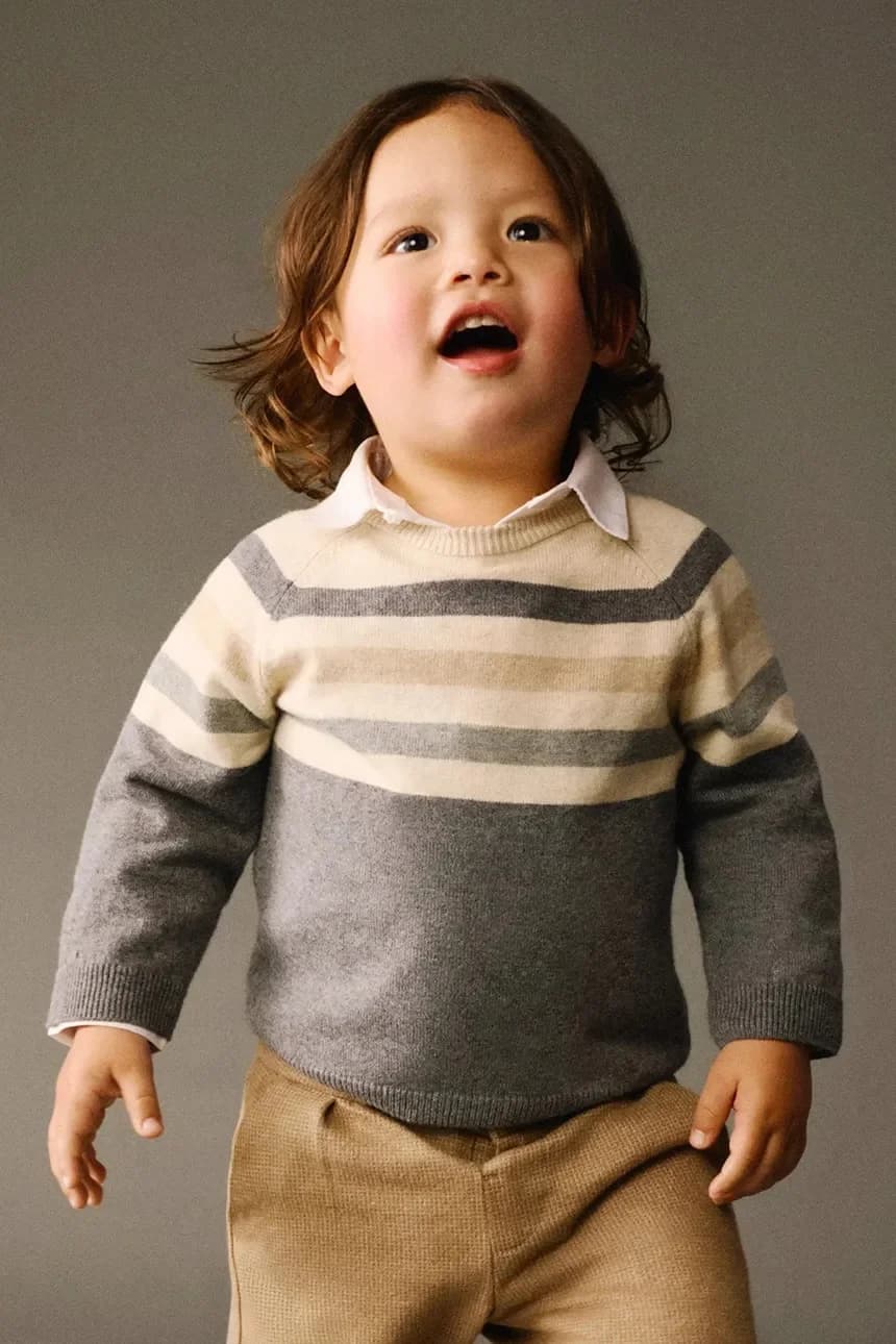 Детский свитер из смесовой шерсти