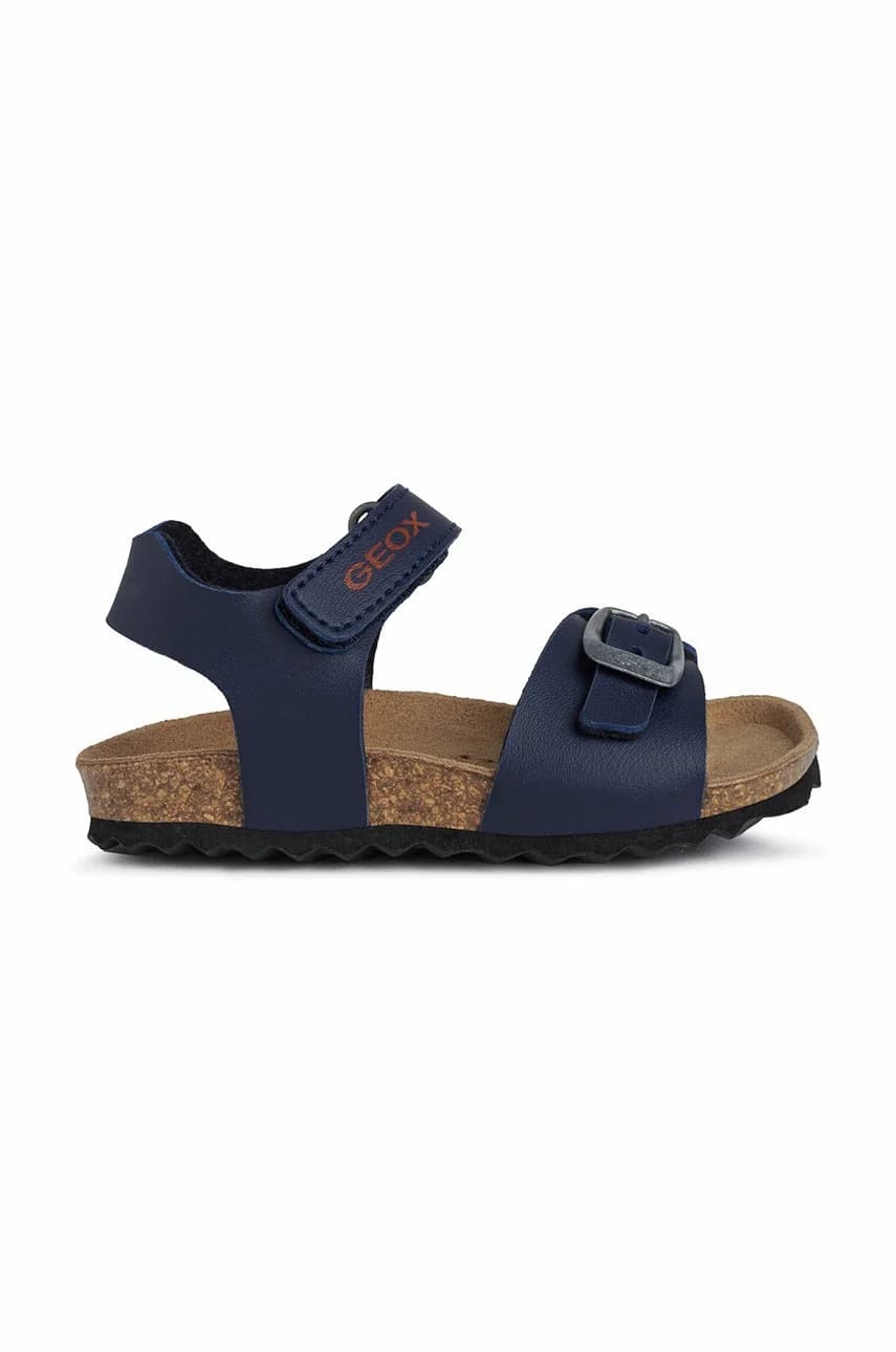 Детские сандалии