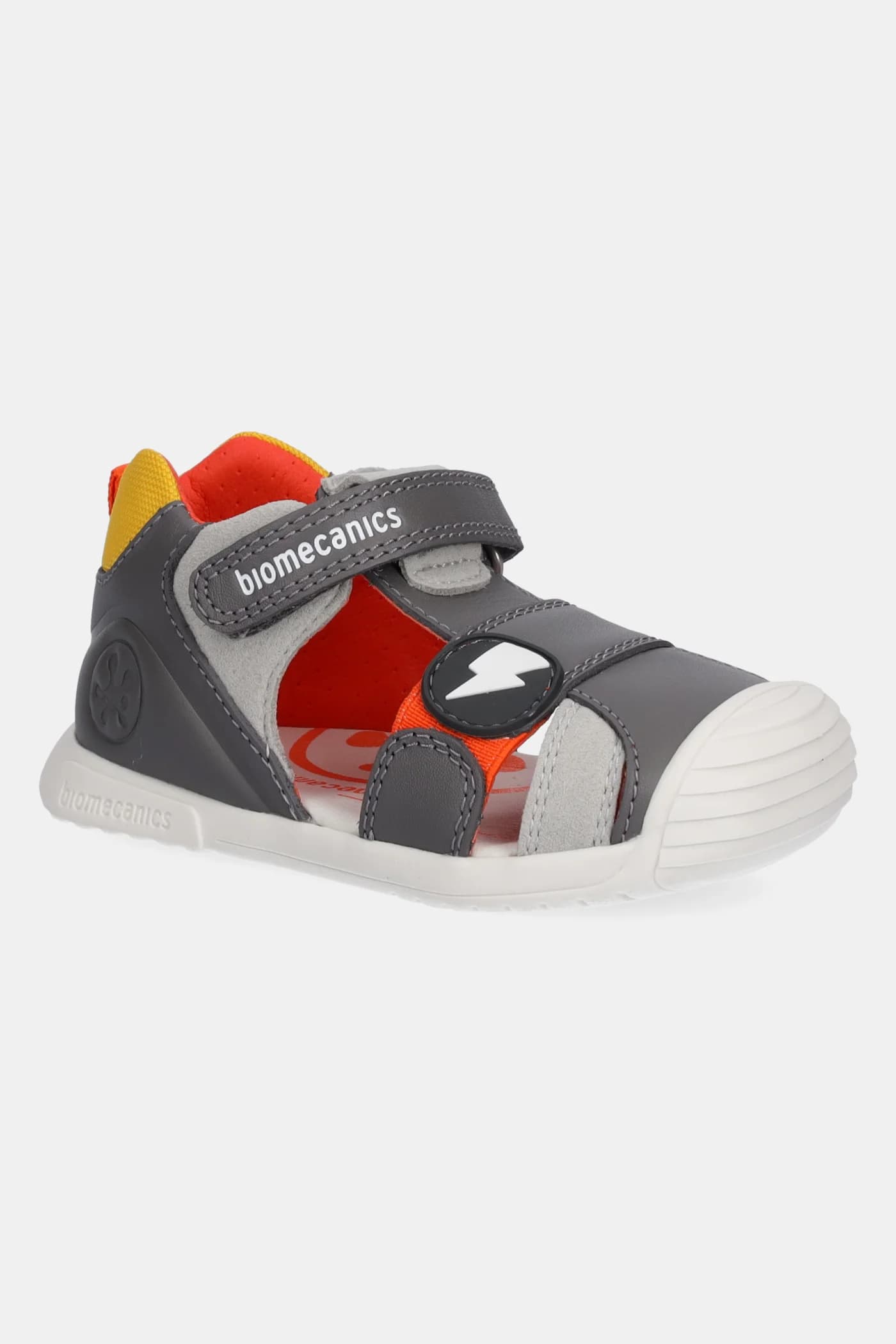 Детские сандалии