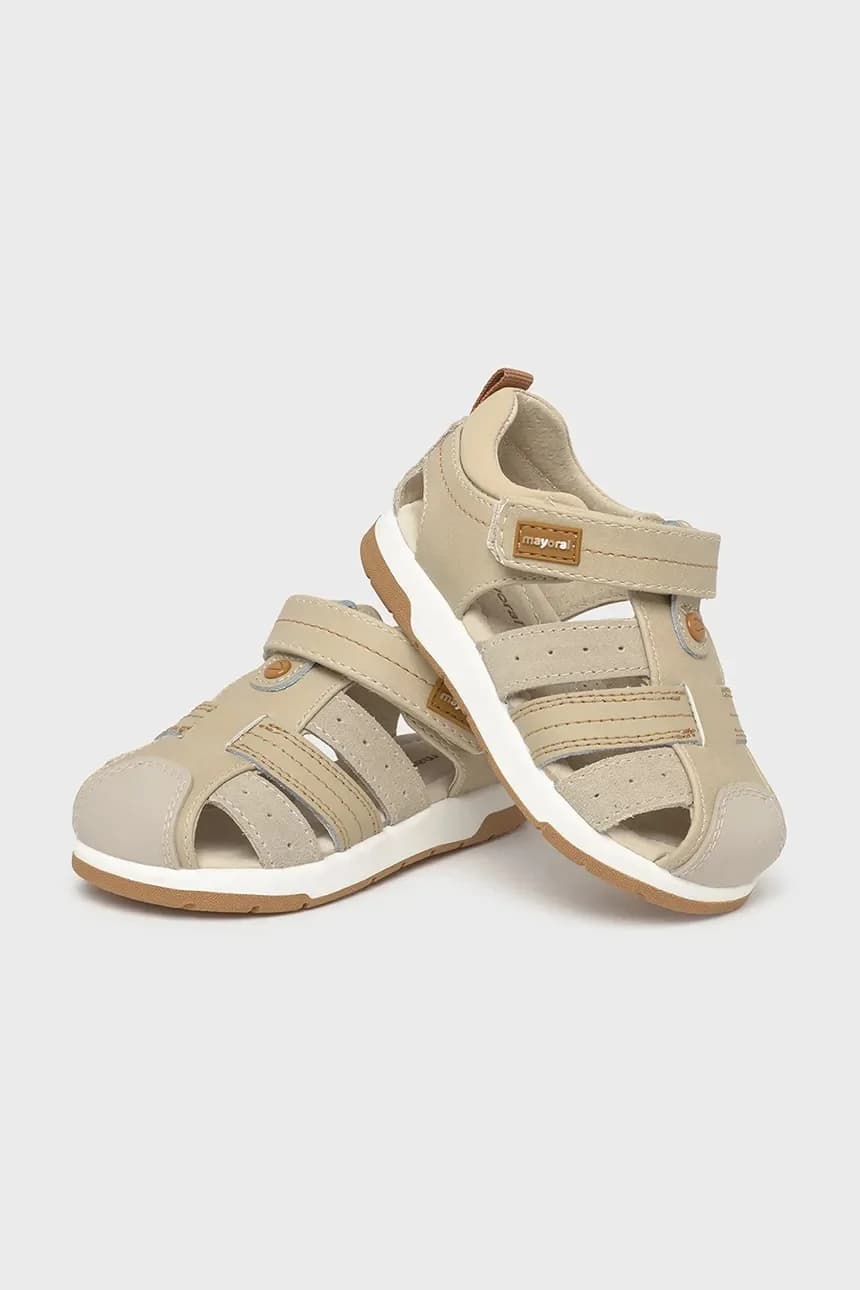 Детские сандалии