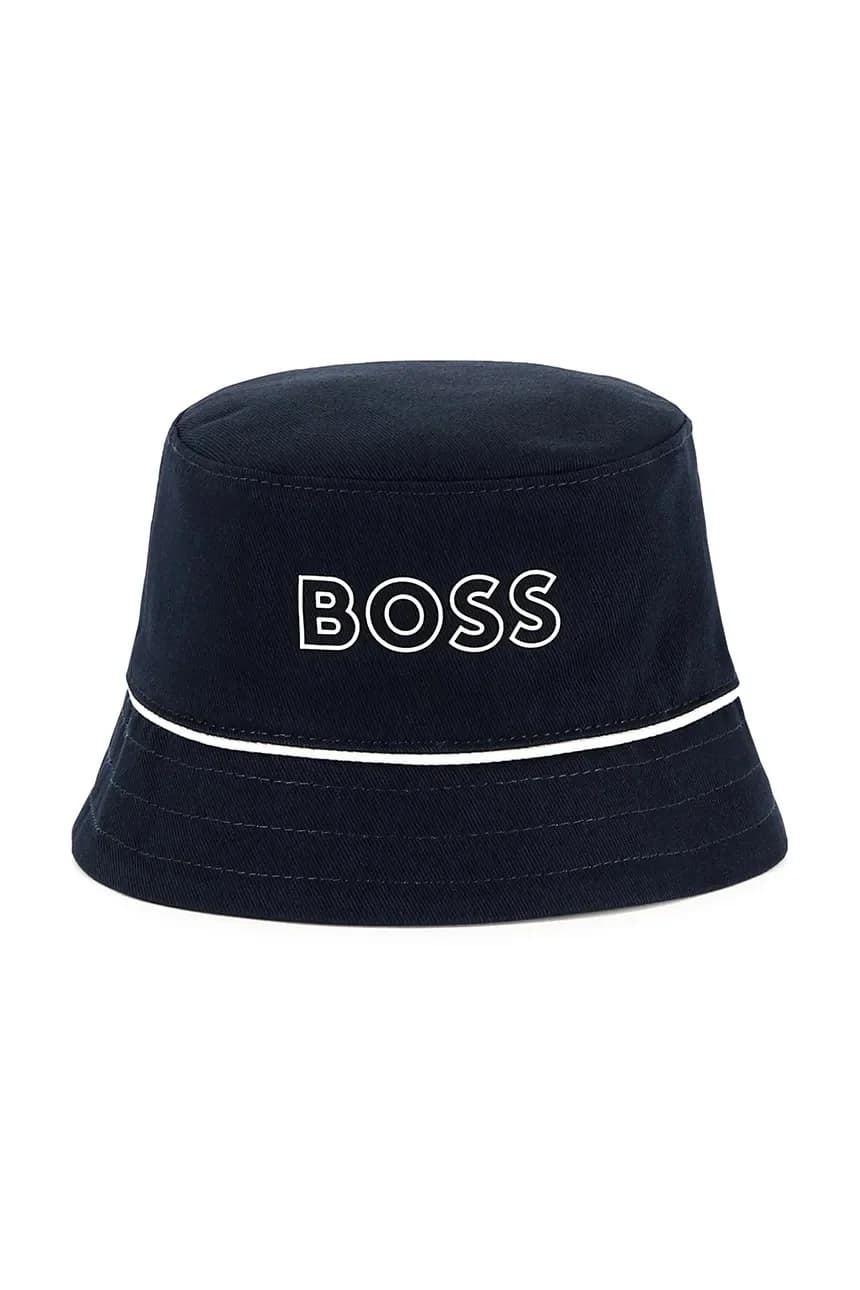 Детская двусторонняя шапка из хлопка.