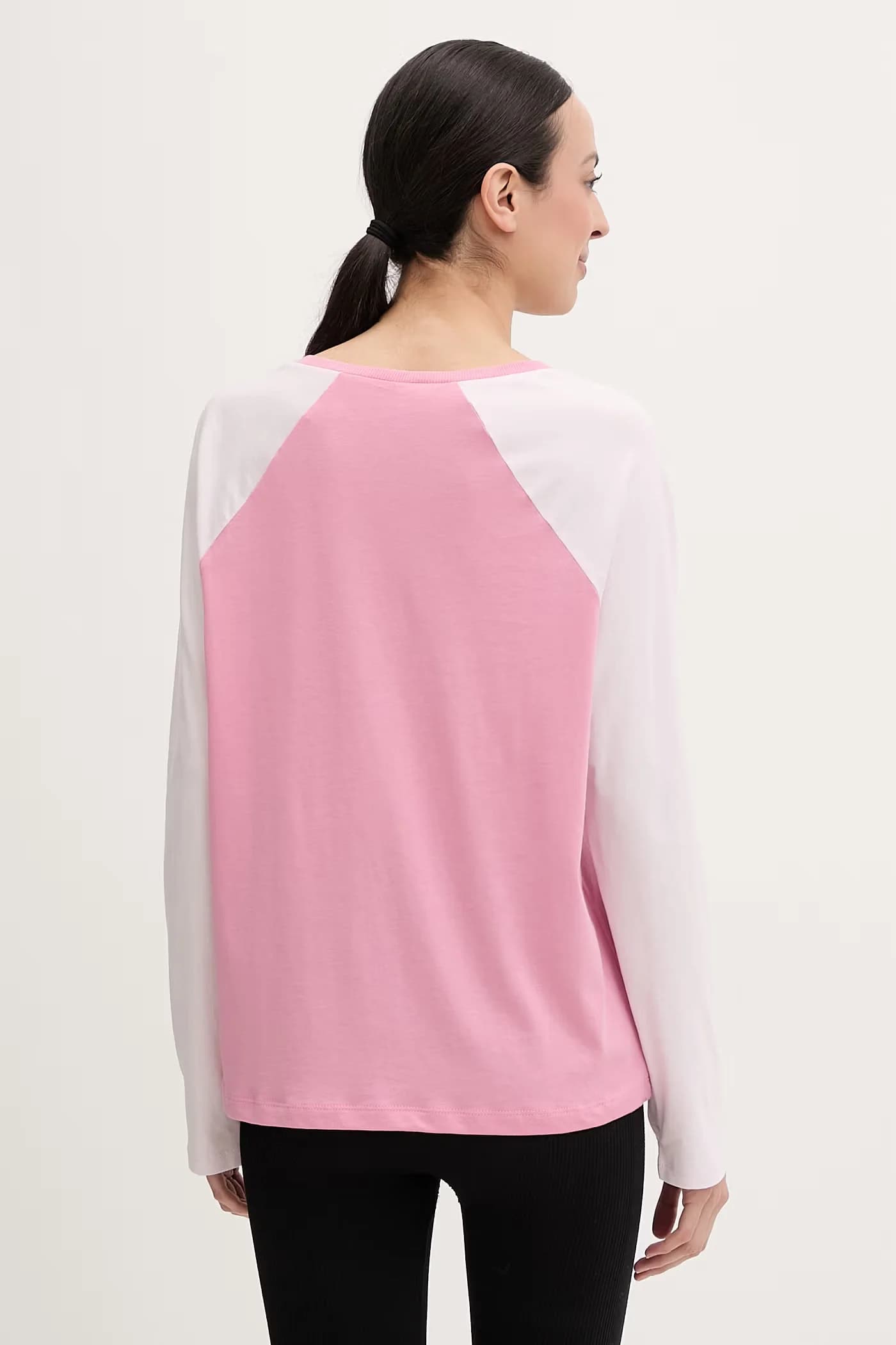 Женская пижама с длинными рукавами из вискозы. - фото 3