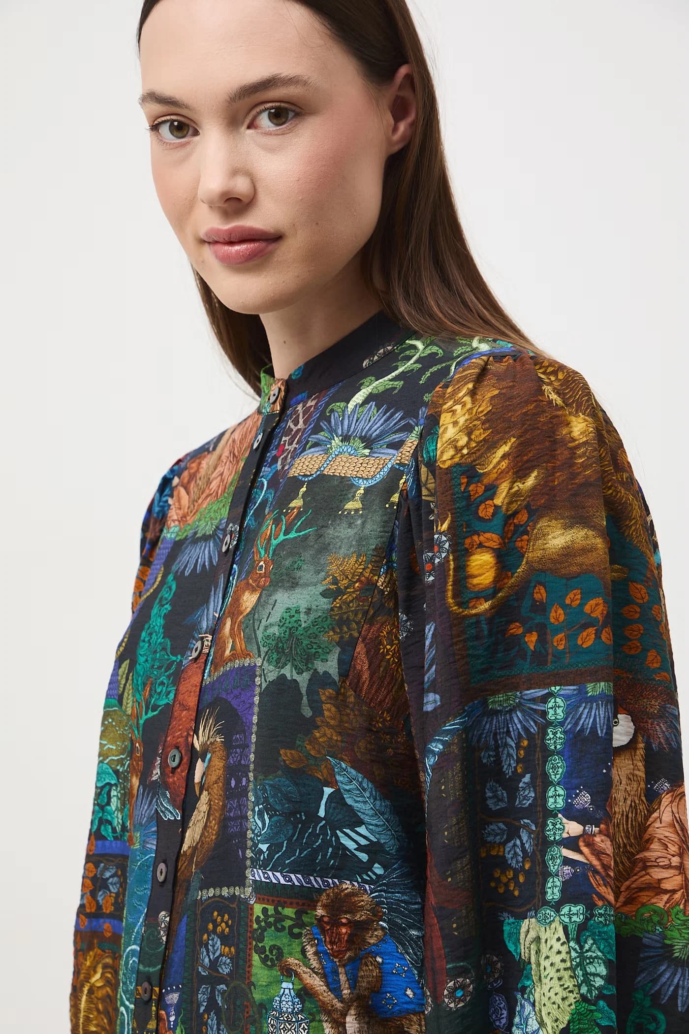 Женская блузка-рубашка из вискозы - фото 5