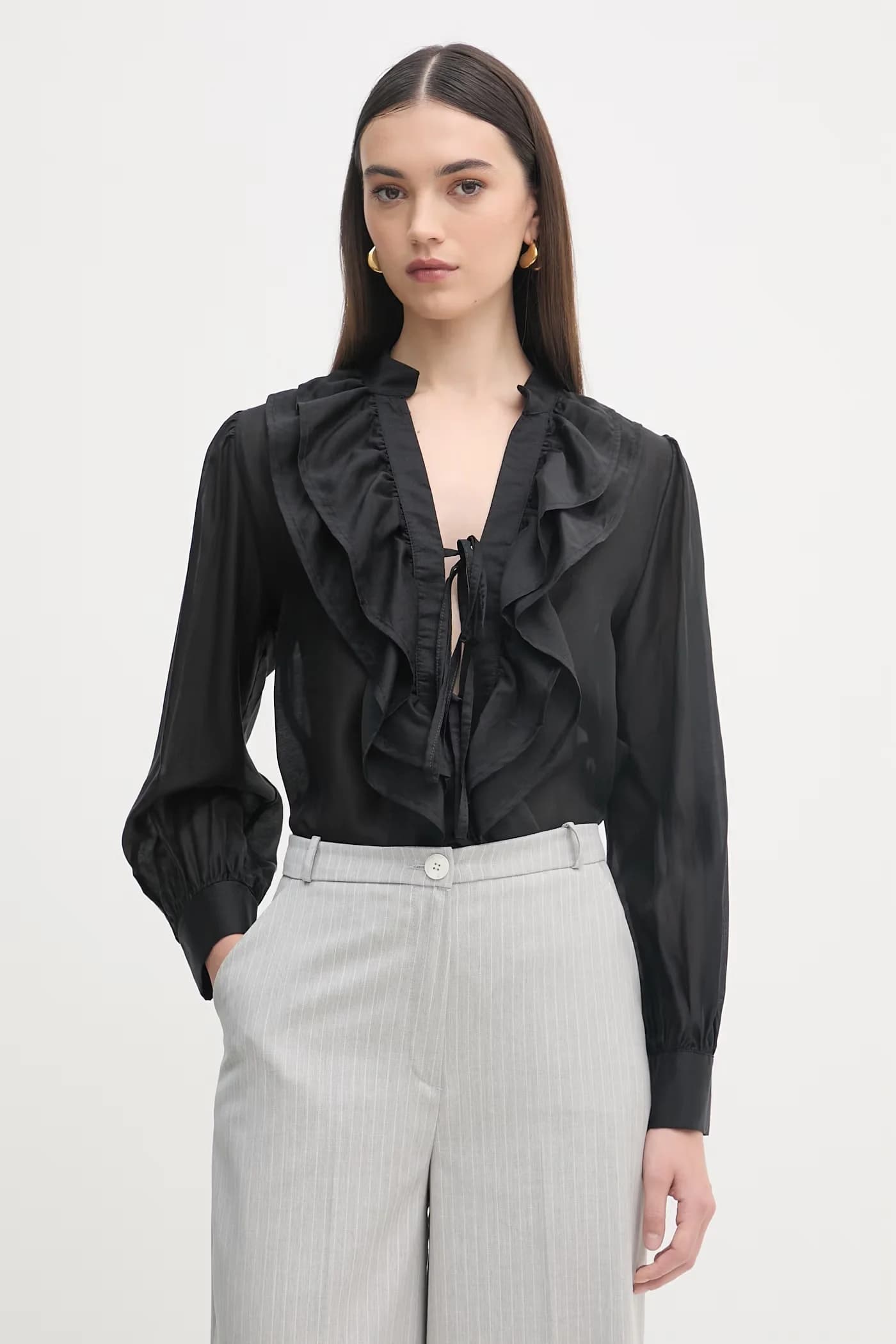 Женская блузка с рюшами из лиоцелла