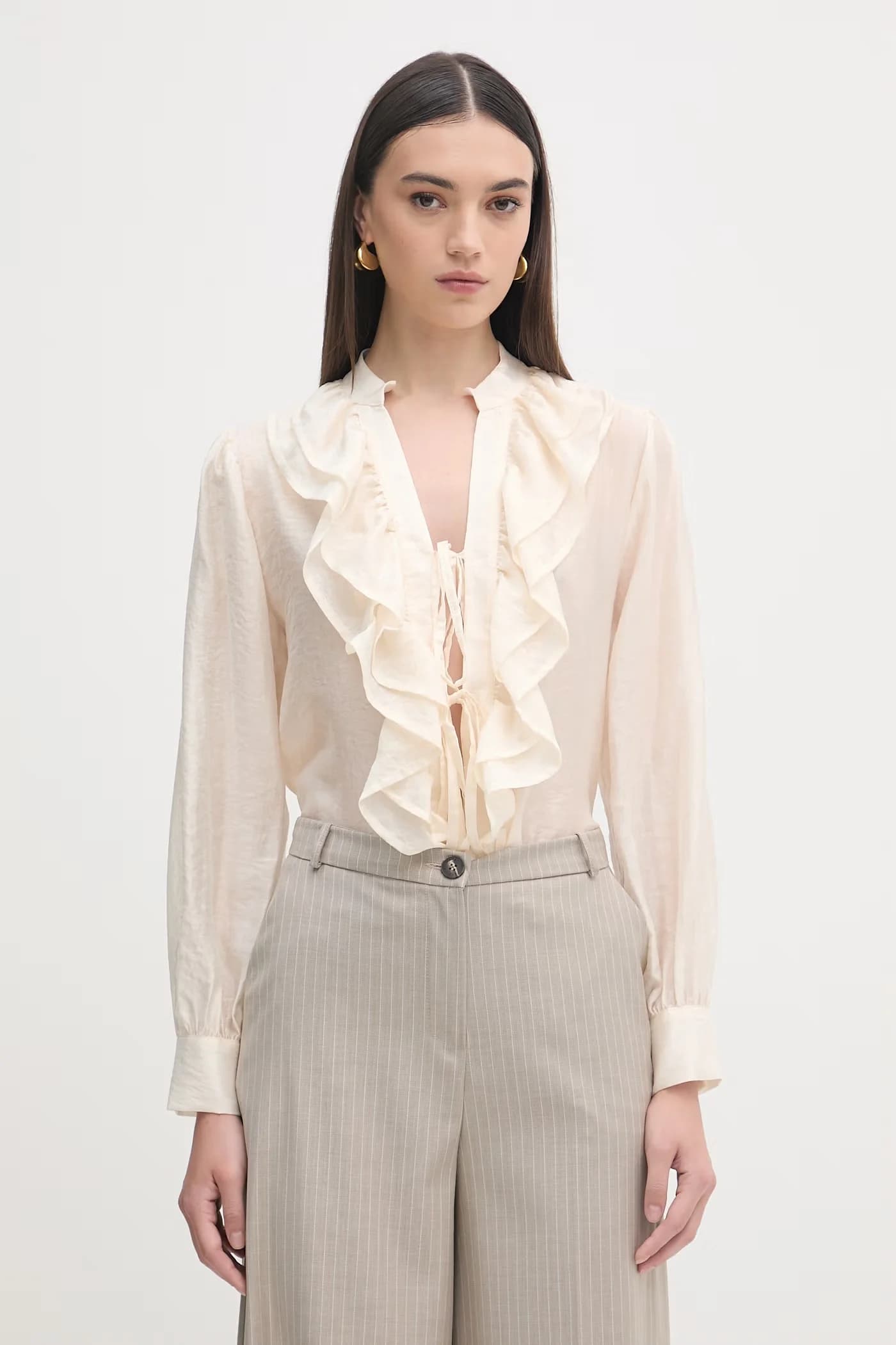 Женская блузка с рюшами из лиоцелла