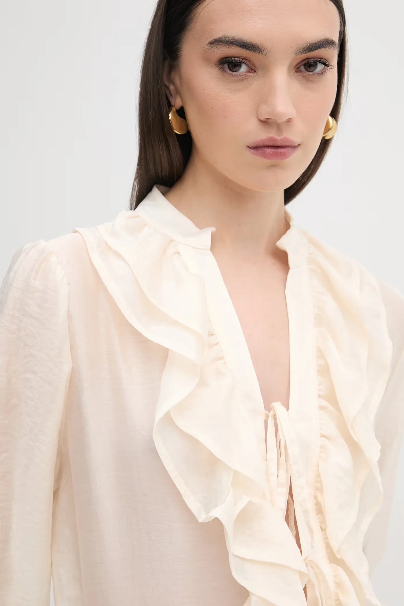 Женская блузка с рюшами из лиоцелла - фото 4