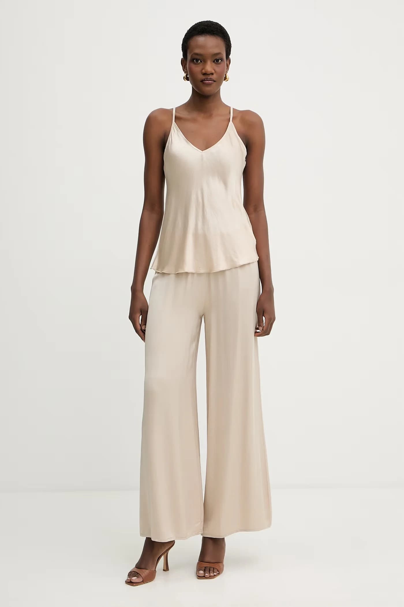 Женский топ из вискозы - фото 2