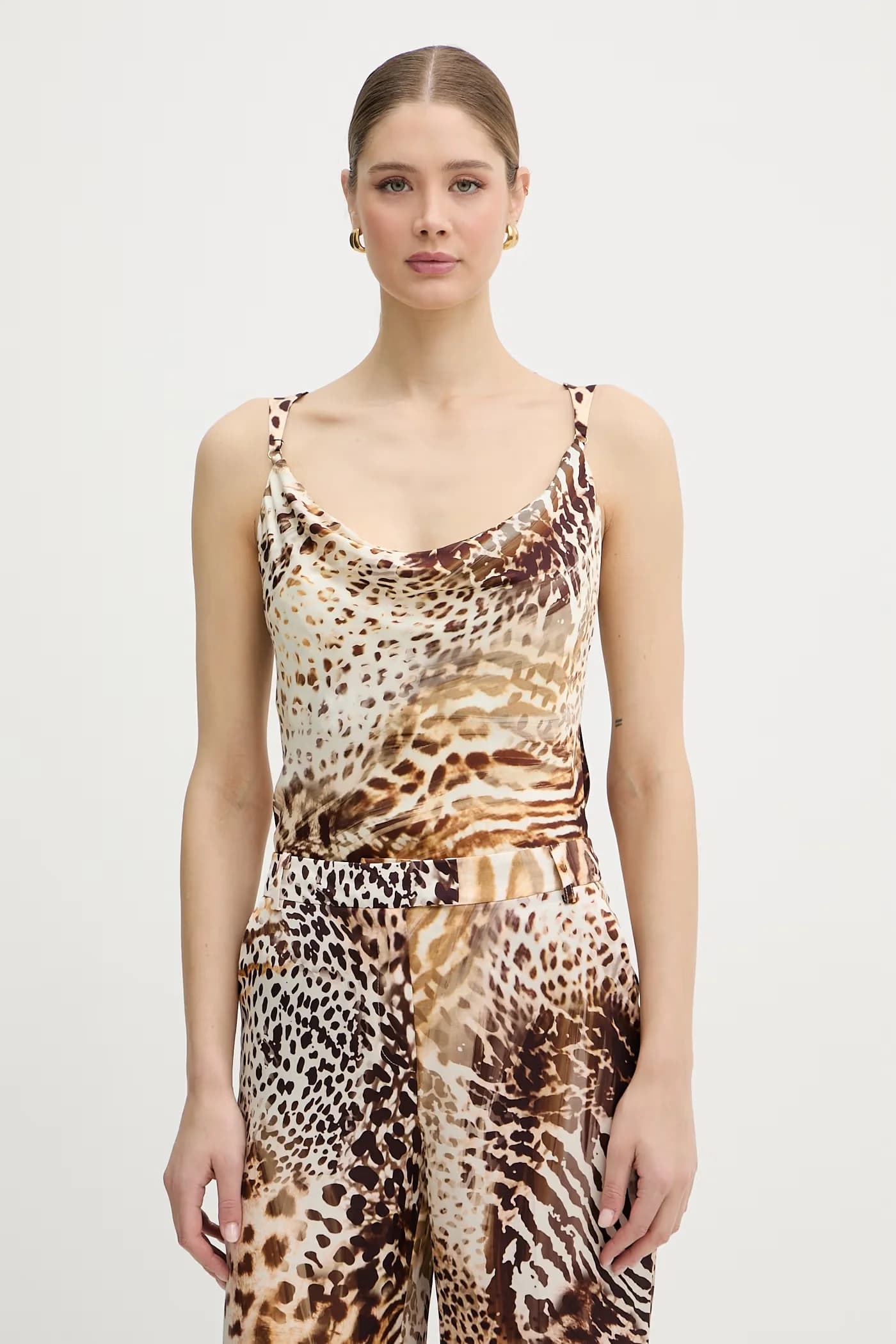 Женская вискозная блузка GWENDA