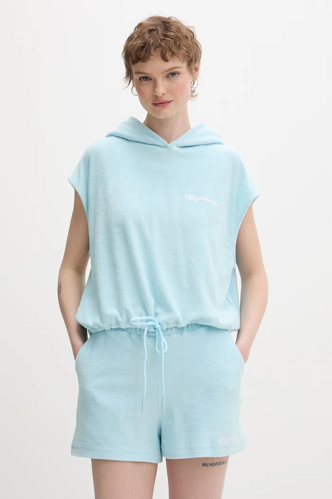 Женская толстовка оверсайз