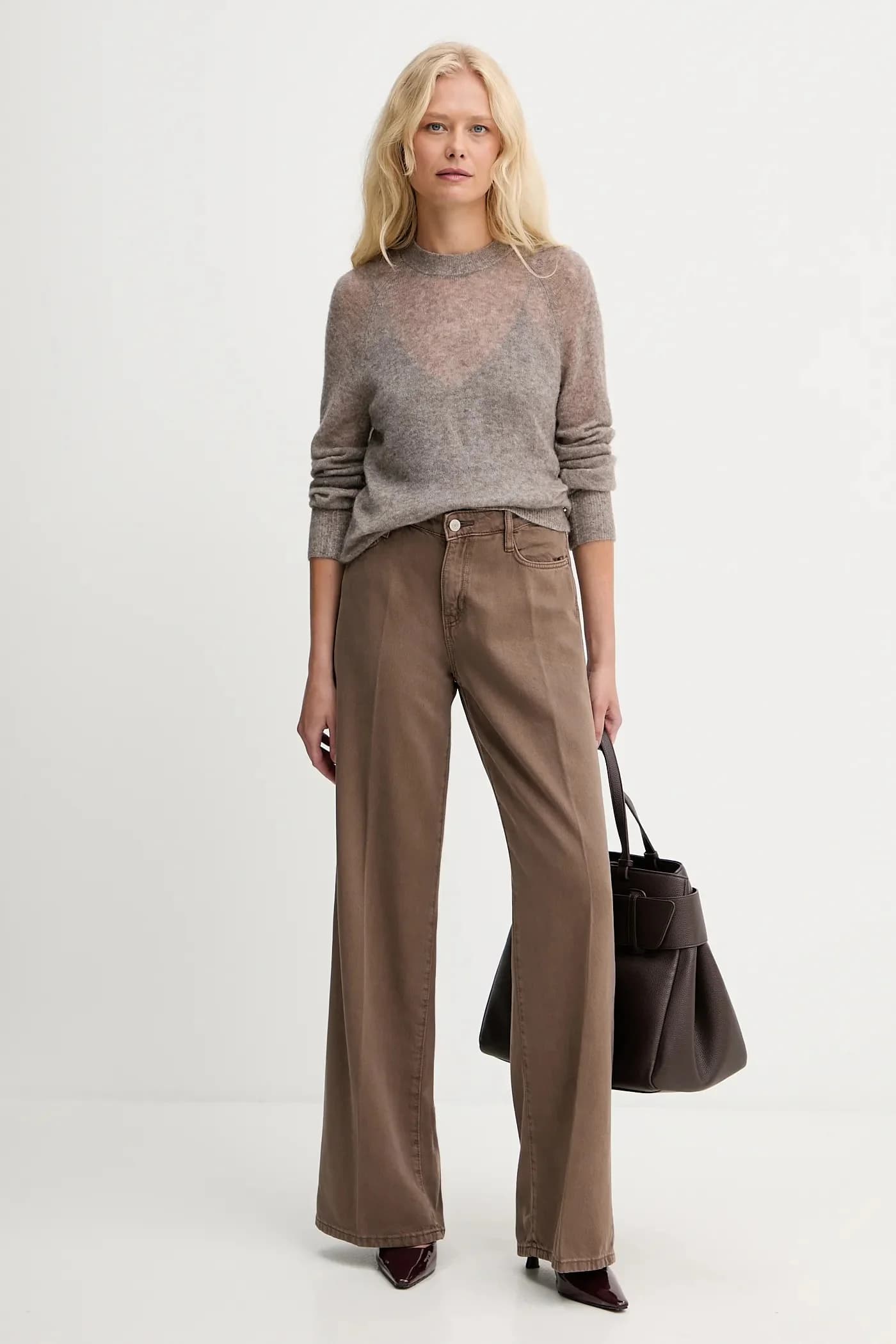 Джинсы - фото 2