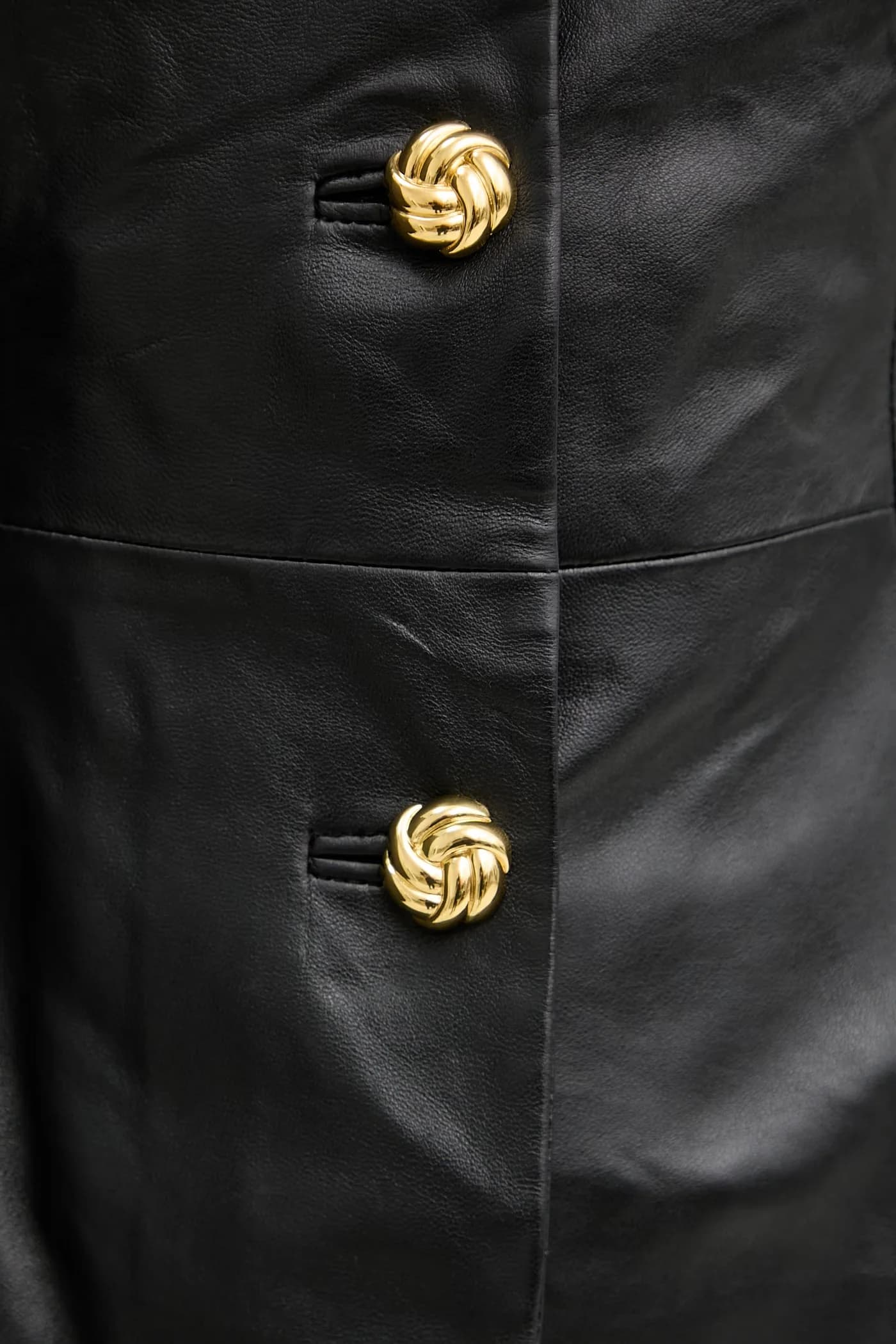 CARA женская короткая кожаная куртка - фото 5