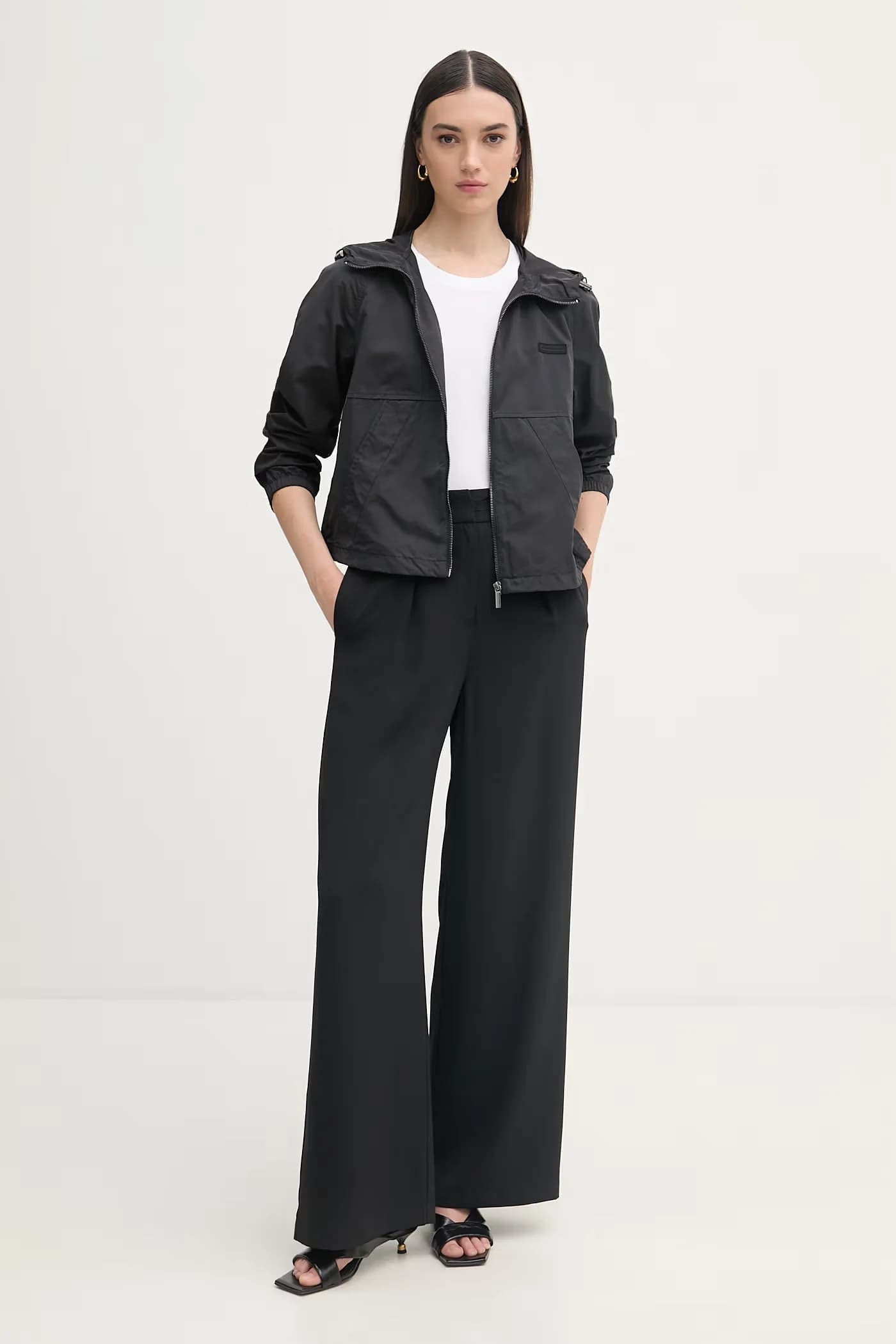 Женская куртка - фото 2