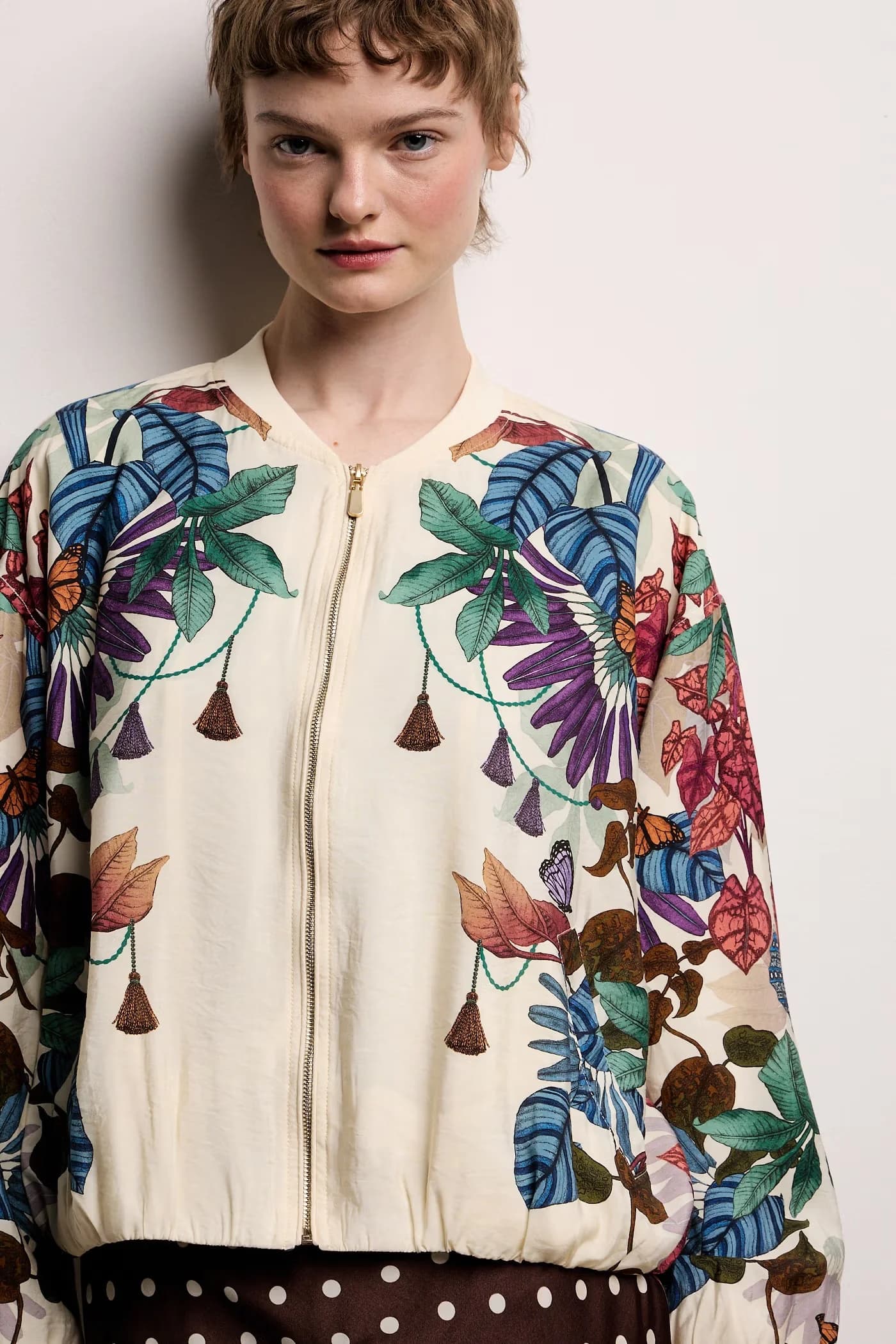 Женская куртка из вискозы - фото 4