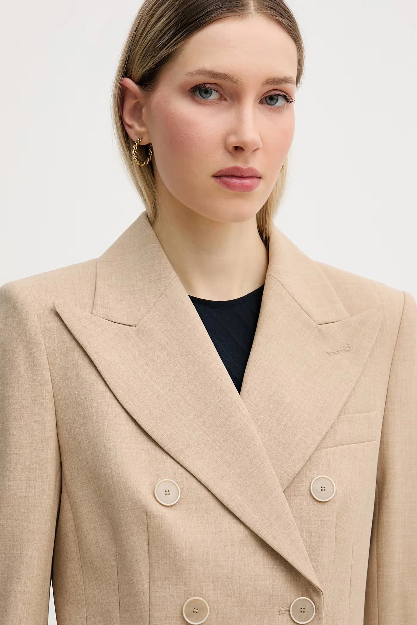 Женский двубортный пиджак - фото 4