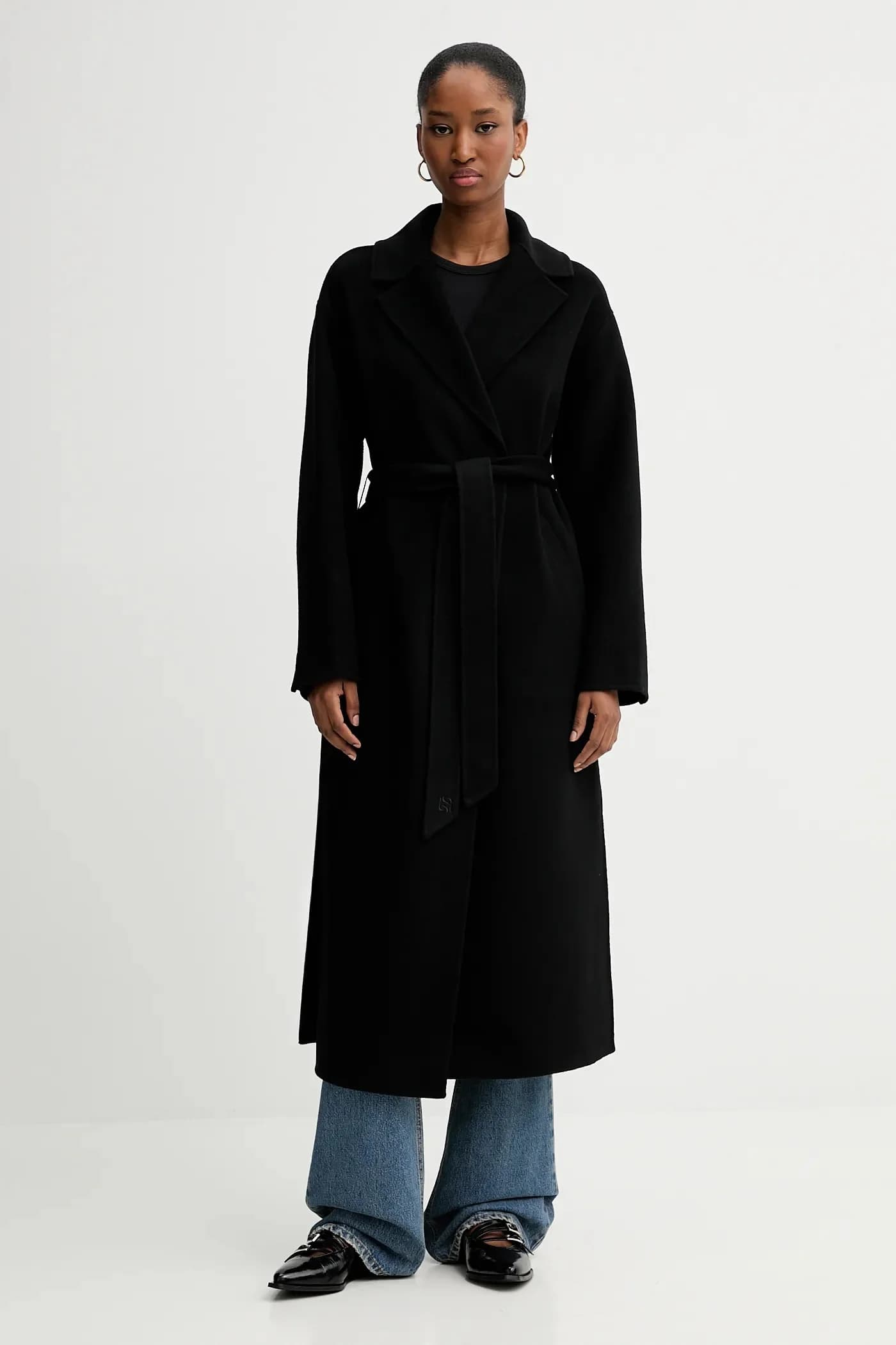 Шерстяное пальто