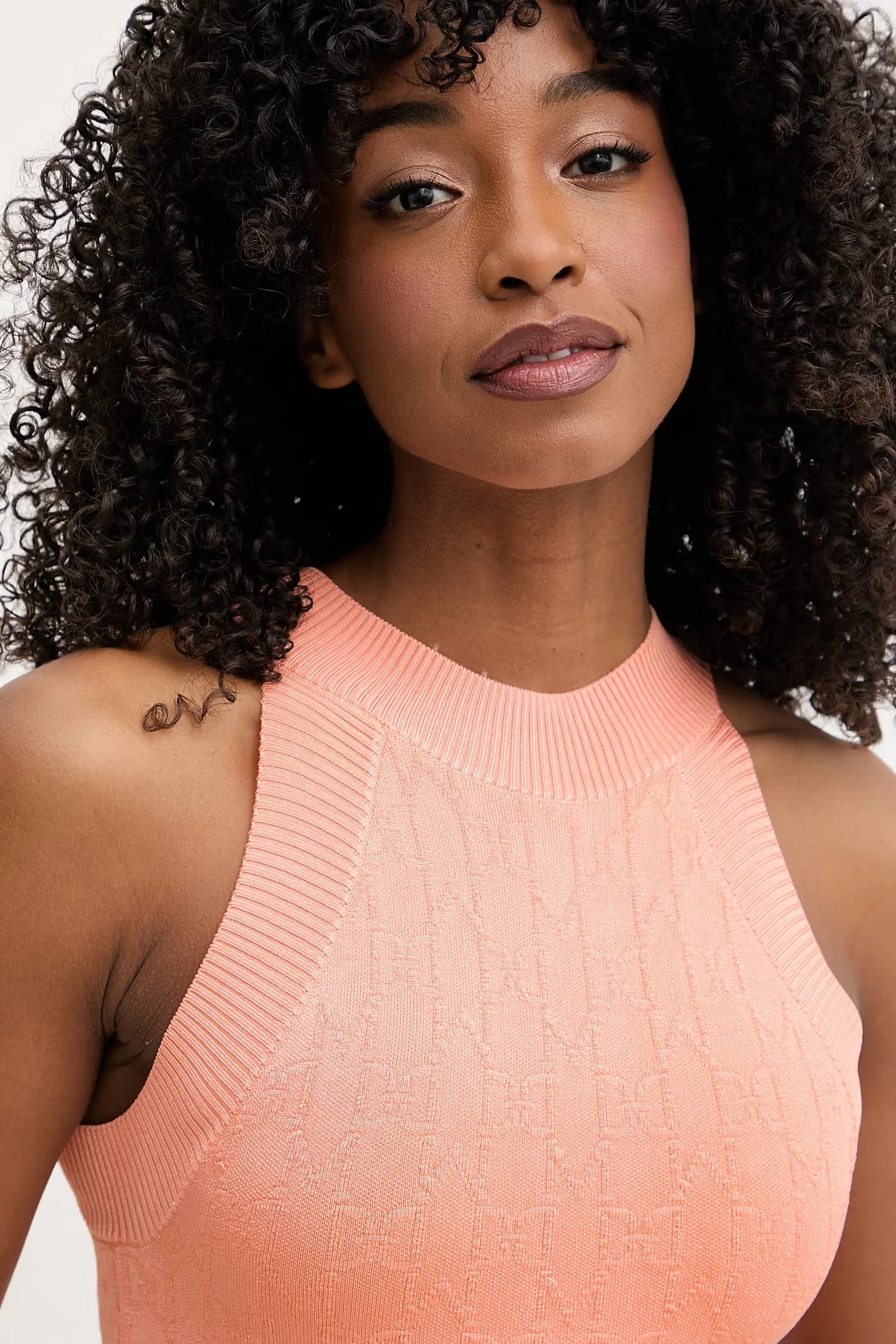 KIANNA облегающее платье из вискозы - фото 4