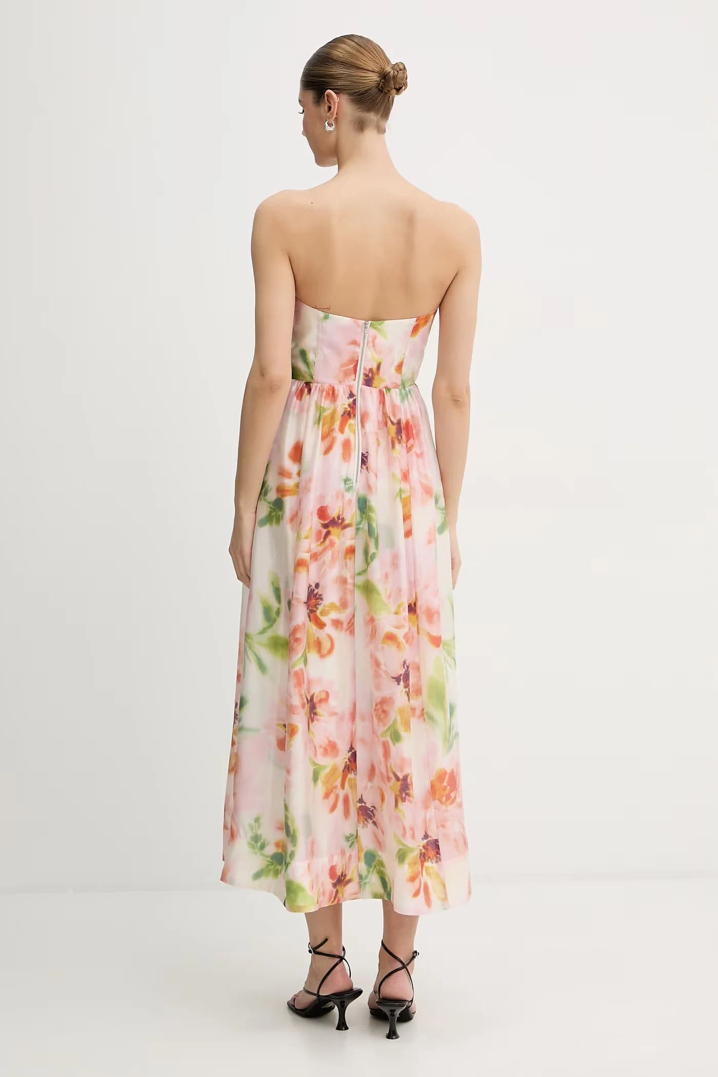 Летнее платье с лиоцеллом - фото 3