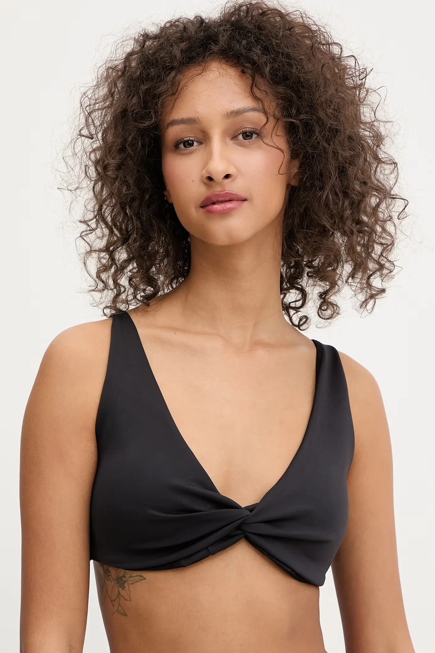 Плавательный бюстгальтер черный для женщин