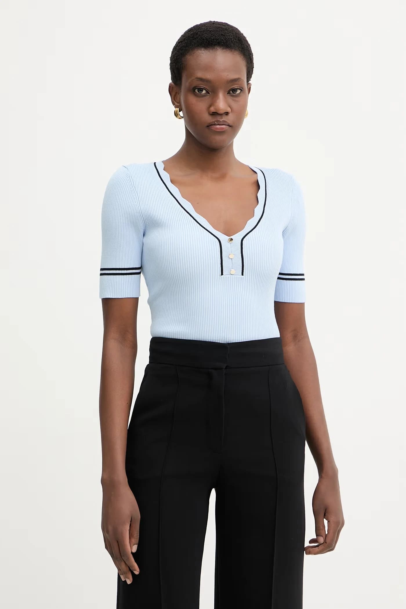 Женский свитер из вискозы