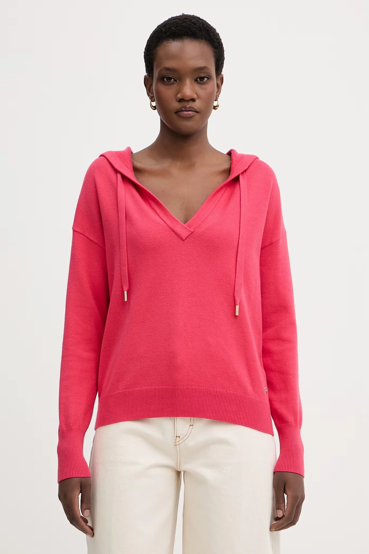 Женский свитер из вискозы