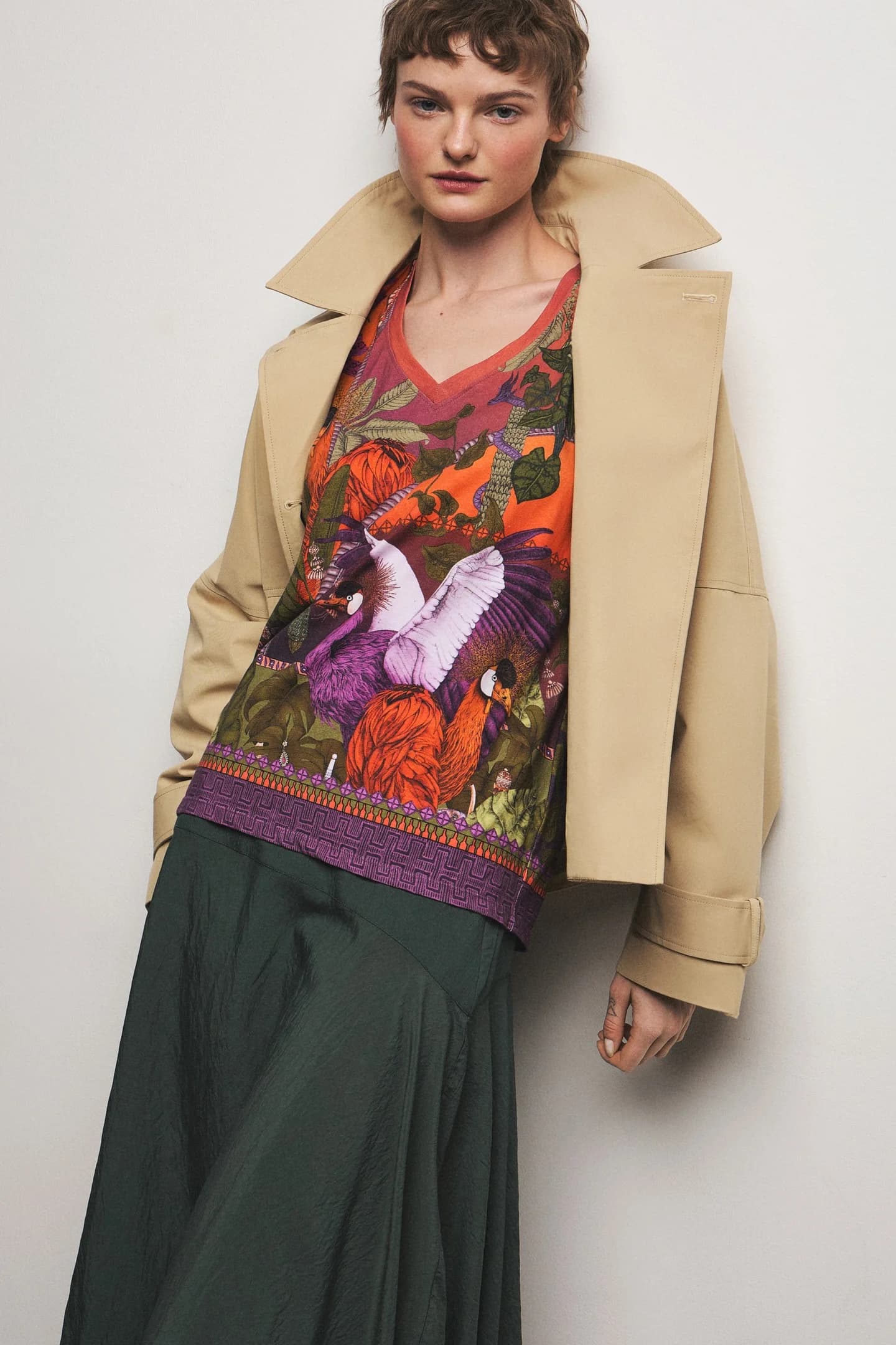 Женская хлопковая футболка с эластаном