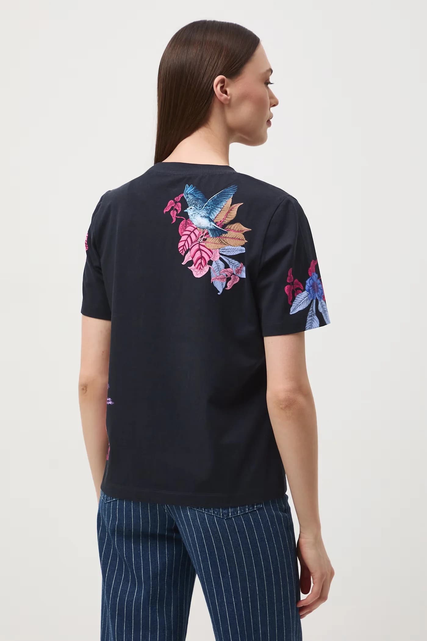 Женская хлопковая футболка с эластаном - фото 4