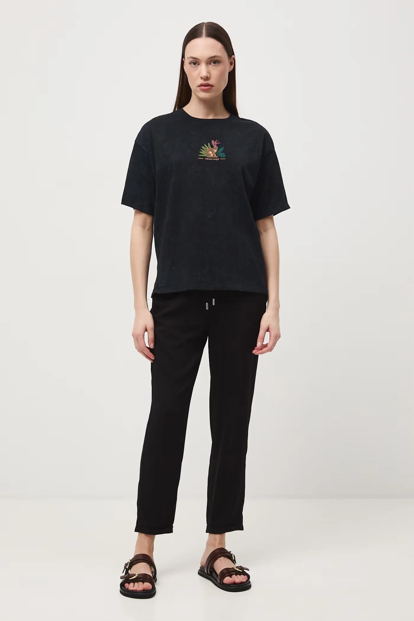 Женская хлопковая футболка оверсайз