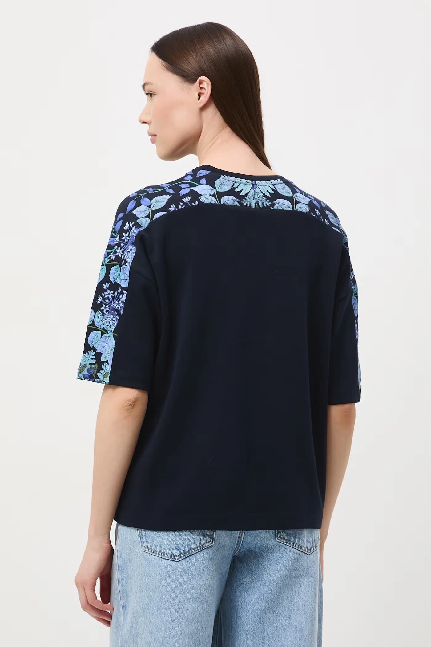 Женская хлопковая футболка оверсайз - фото 4