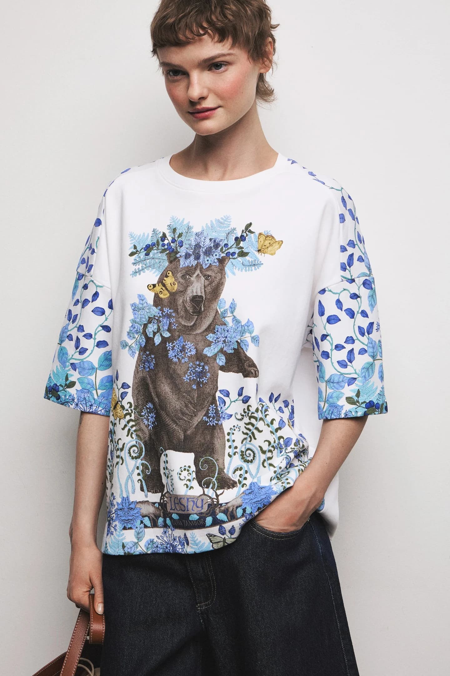 Женская хлопковая футболка оверсайз